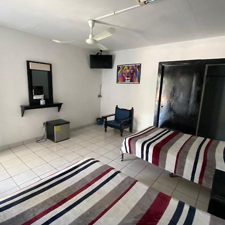 Hotel Puerto Vallarta سابوبان المظهر الخارجي الصورة